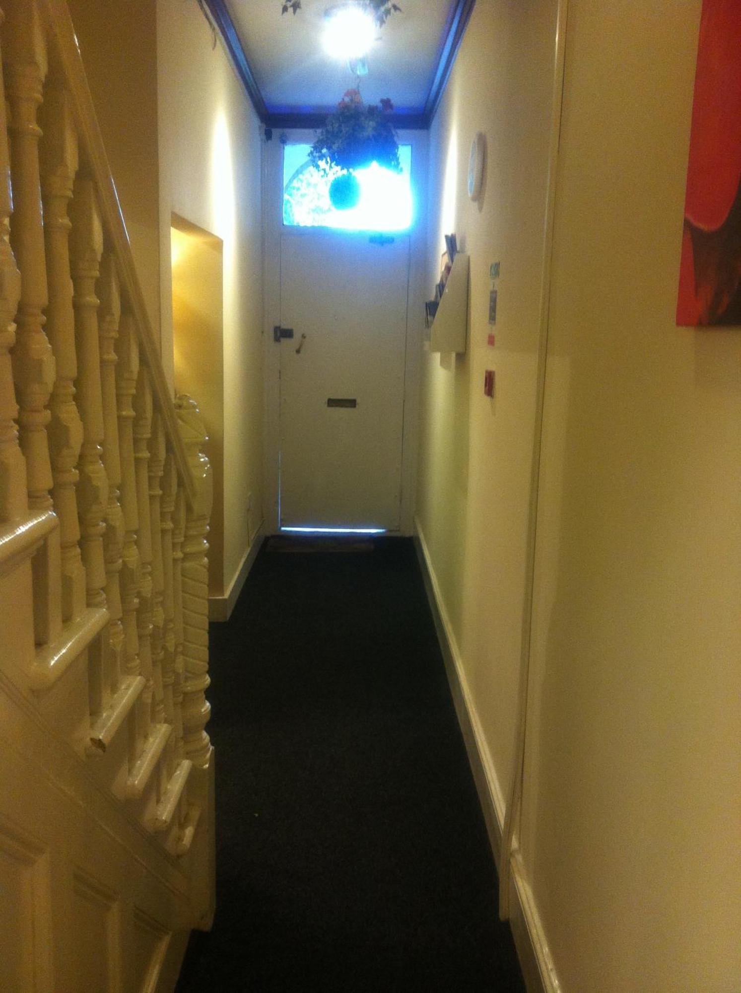 London Olympus Hotel Nirvana Ngoại thất bức ảnh