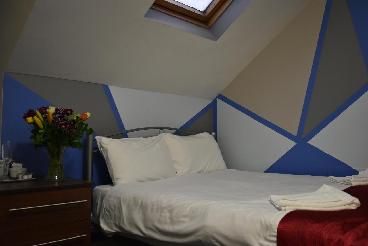 London Olympus Hotel Nirvana Ngoại thất bức ảnh